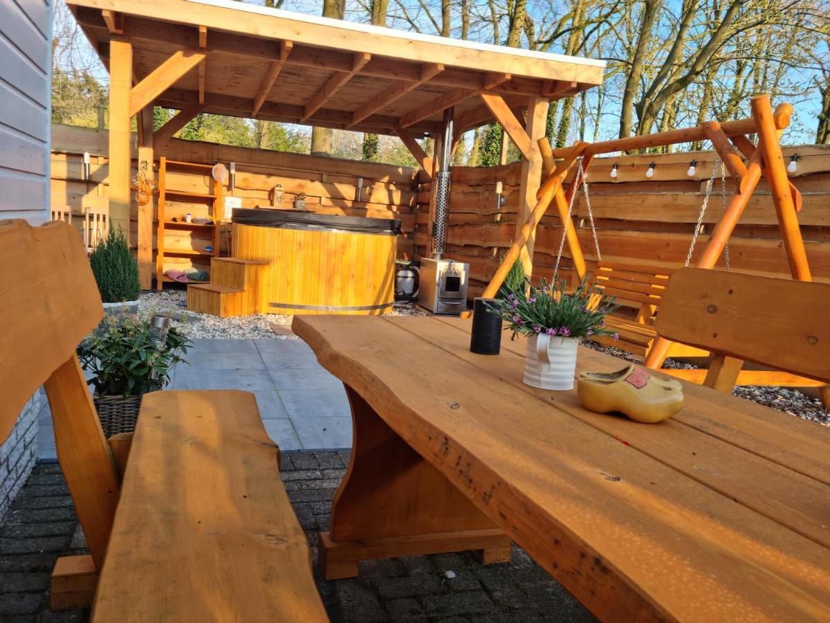 Chalet Harmony Prive Wellness Putten Extérieur photo